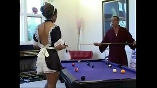 Көпчүлүк Задница Чернокожей Горничной Айаны Энджел Накачивается жана Смазывается Сливками Көпчүлүк Задница Чернокожей Горничной Айаны Энджел Накачивается жана Смазывается Сливками
