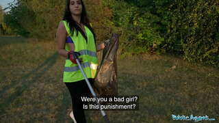 عوامی ایجنٹ جینیفر اسکول کی لڑکی کی طرف سے ایک بہت بڑا ڈک